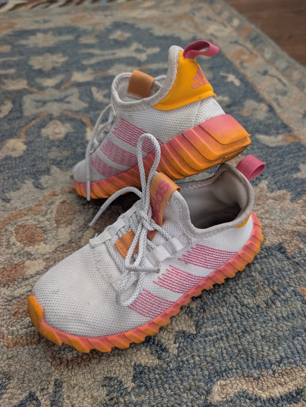 Adidas Girls Kaptir Flow size 11  White/Pulse Magenta/Crew Orange Sneakers